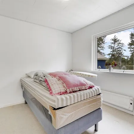 Nyaraló Mikkeline - 400m To The Fjord By Interhome *