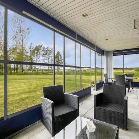 Mikkeline - 400m To The Fjord By Interhome Oster Assels